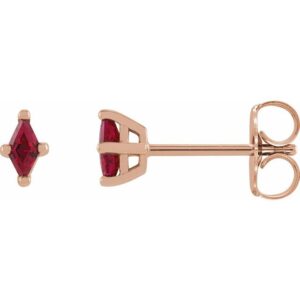 Kite 4-Prong Stud Earring