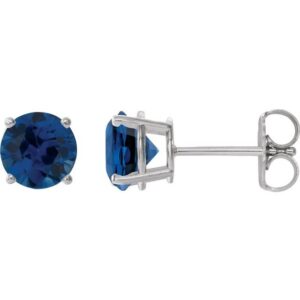 Round 4-Prong Lightweight Stud Earrings