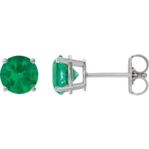 Round 4-Prong Lightweight Stud Earrings