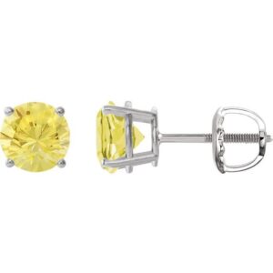 Round 4-Prong Lightweight Stud Earrings