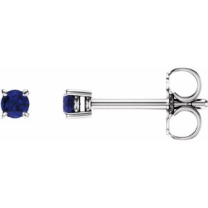 Round 4-Prong Lightweight Stud Earrings